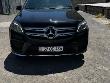 Mercedes-Benz GLS 500  2016 