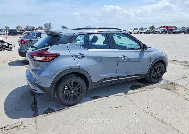 Nissan Kicks