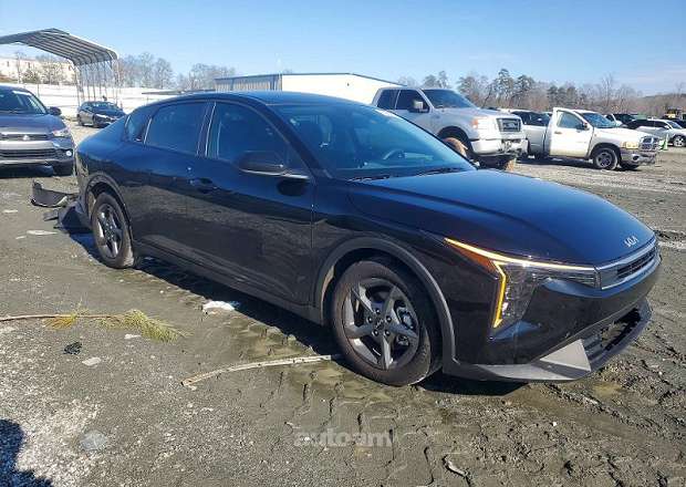 Kia K4