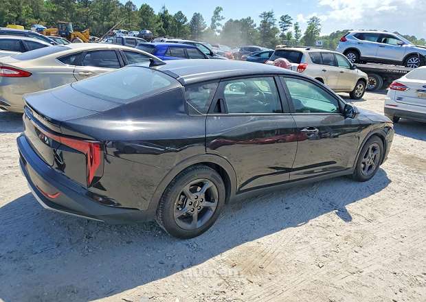 Kia K4