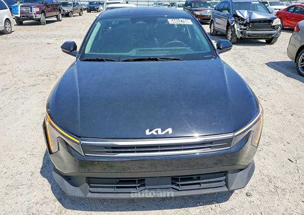 Kia K4