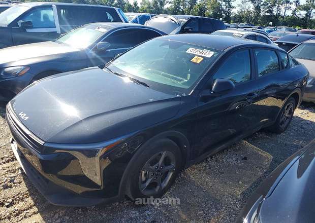 Kia K4