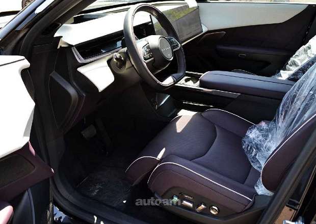 Mazda EZ-60 2025 — լուսանկար 6