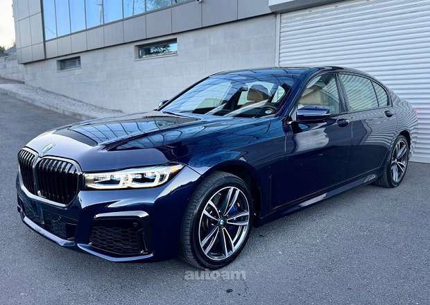 BMW 750