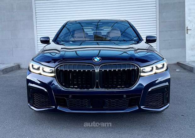 BMW 750