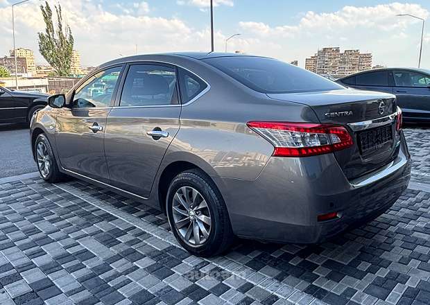 Nissan Sentra 2012 — լուսանկար 4