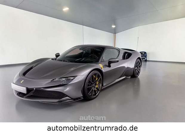 Ferrari SF90