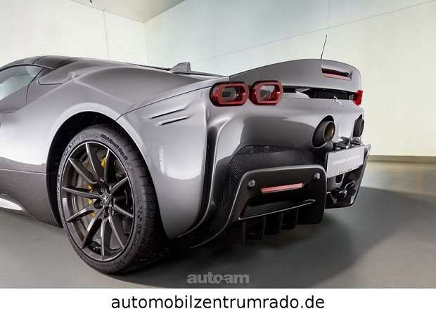 Ferrari SF90