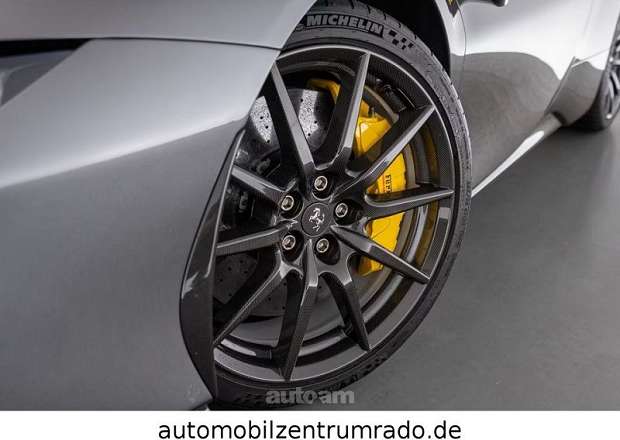 Ferrari SF90