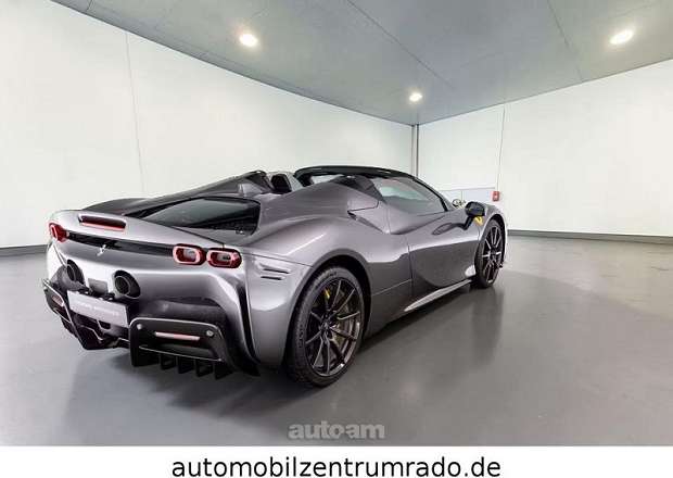Ferrari SF90