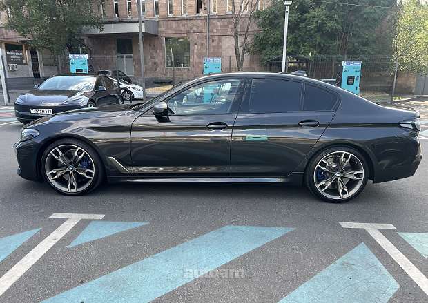 BMW 550