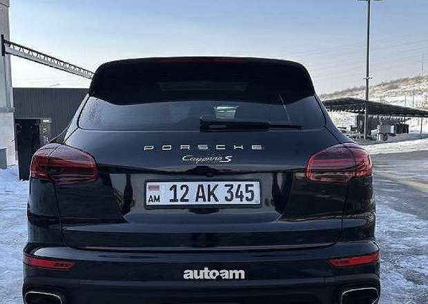 Porsche Cayenne 2017 — фото 3