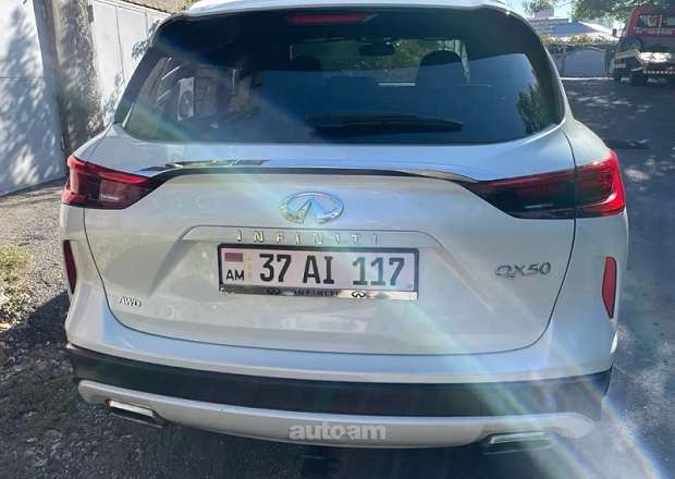 Infiniti QX50