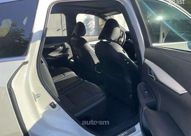 Infiniti QX50