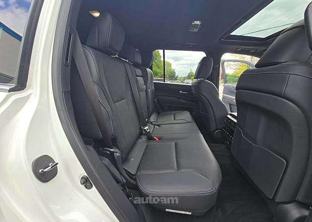 Lexus LX 600