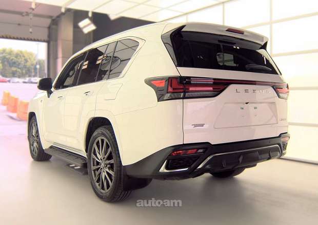 Lexus LX 600