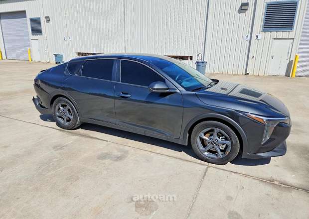 Kia K4
