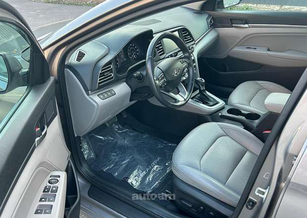 Hyundai Elantra 2019 — լուսանկար 5