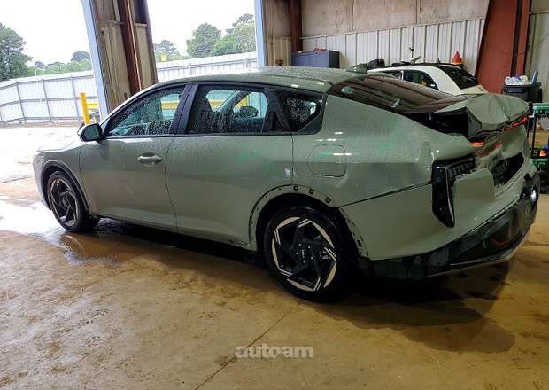 Kia K4