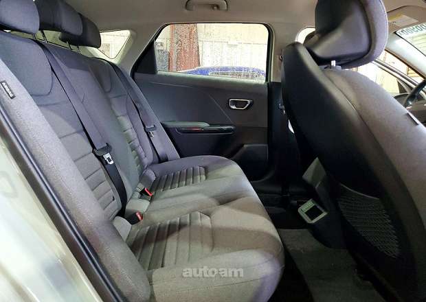 Kia K4