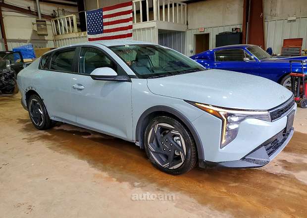 Kia K4
