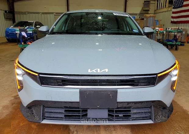 Kia K4