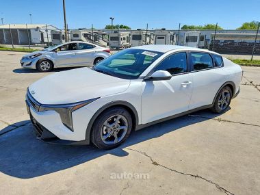 Kia K4  2026 