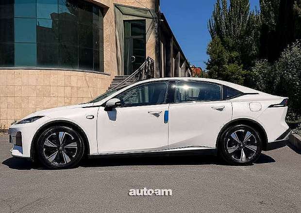 Changan Deepal SL03