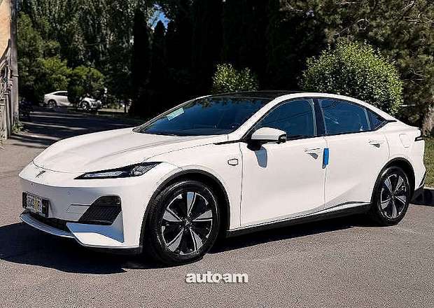 Changan Deepal SL03