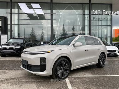 Lixiang Li L6  2025 