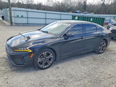 Kia K5  2023 