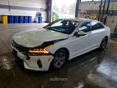 Kia K5  2023 