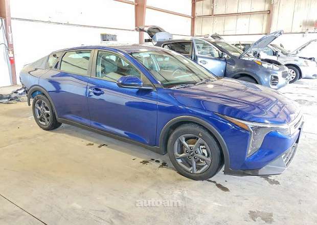 Kia K4