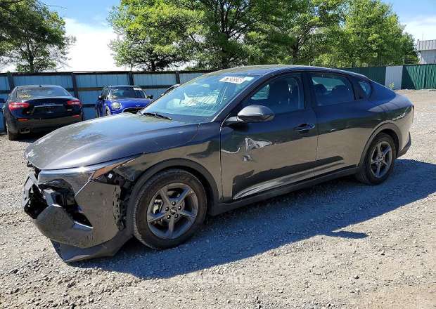 Kia K4