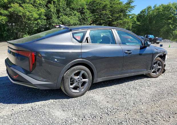 Kia K4