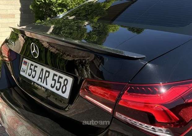 Mercedes-Benz A 220