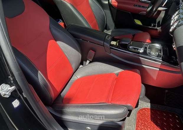 Mercedes-Benz A 220