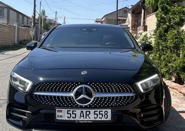 Mercedes-Benz A 220