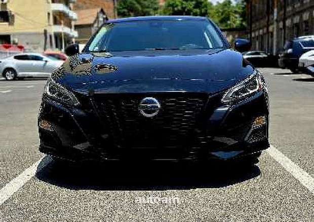 Nissan Altima 2021 — լուսանկար 3