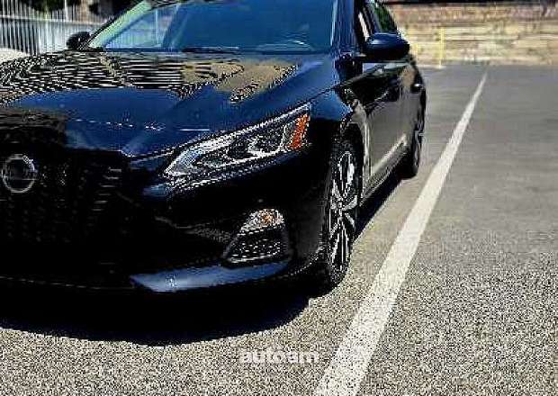 Nissan Altima 2021 — լուսանկար 1