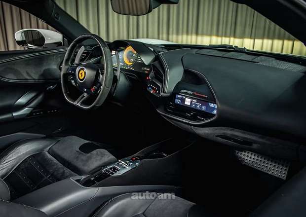 Ferrari SF90