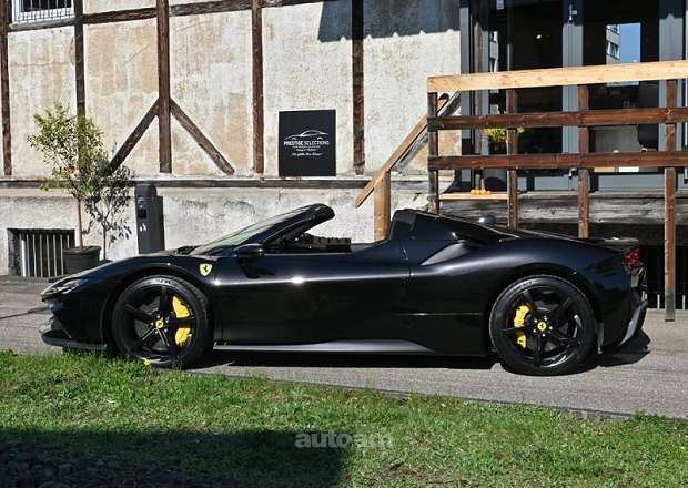 Ferrari SF90