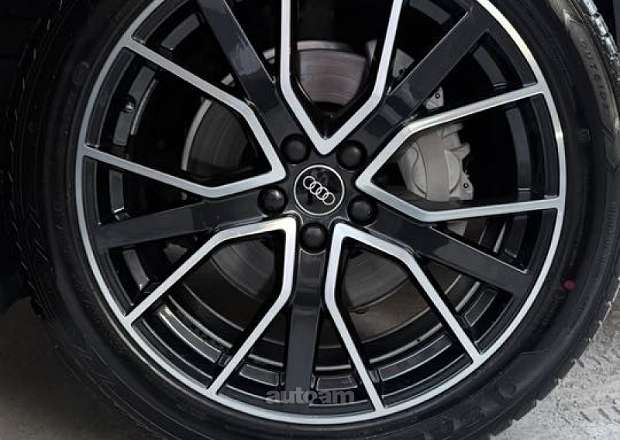 Audi Q5 2021 — լուսանկար 13
