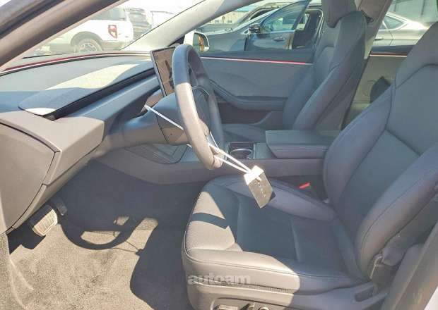 Tesla Model 3 2025 — photo 7