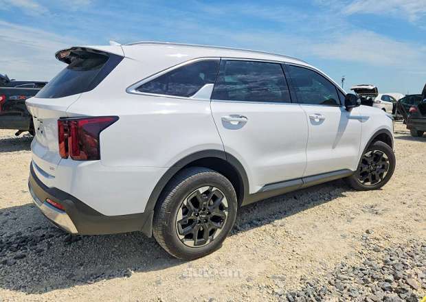 Kia Sorento 2025 — photo 3