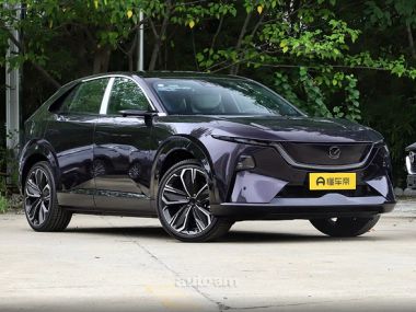 Mazda EZ-60  2025 