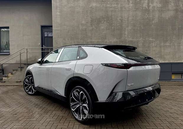 Mazda EZ-60