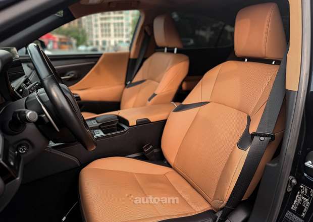 Lexus ES 250