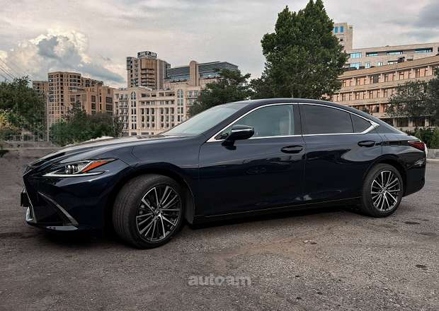 Lexus ES 250