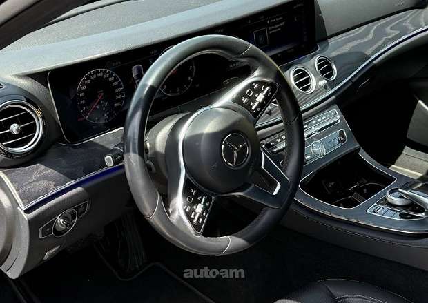 Mercedes-Benz E 300 2019 — լուսանկար 5